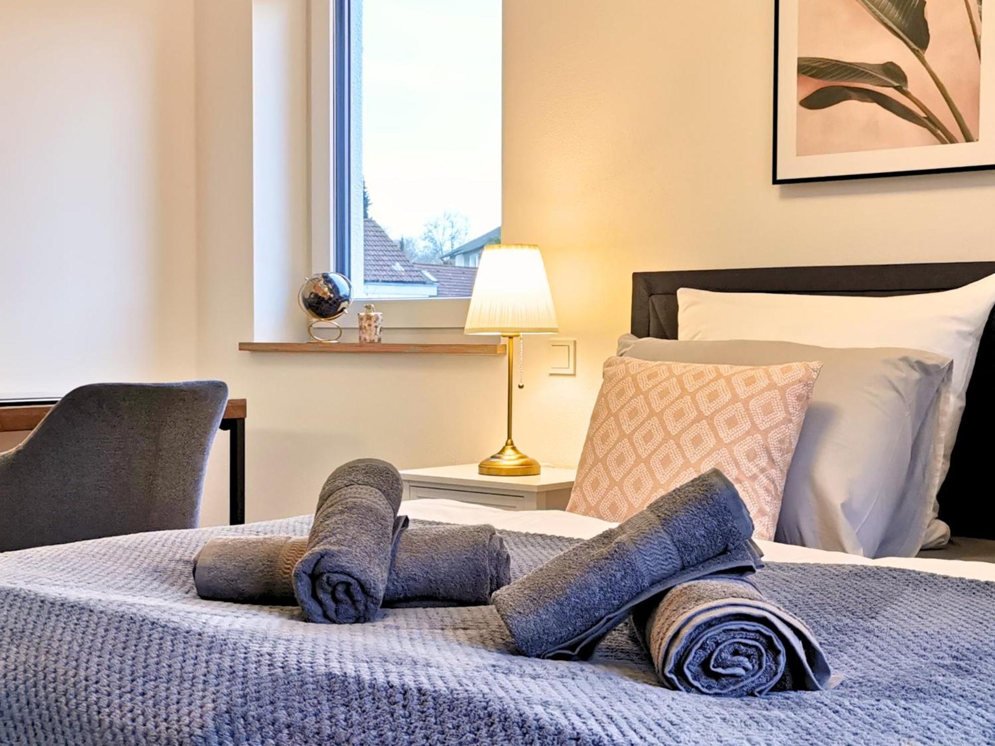 Fynbos Penthouse Deluxe, Balkon, Parkplatz Apartment Straubing Ngoại thất bức ảnh